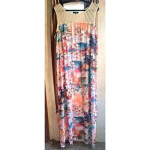 Spenser Jeremy Woman 16W Hawaiian Floral Maxi Dress with Low Hem Side Slits